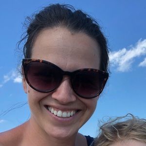 Meet your Posher, Rayann